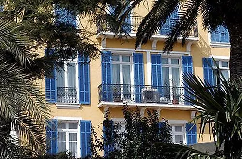 Chambres D'Hotes Le Regent Bed & Breakfast Hyeres
